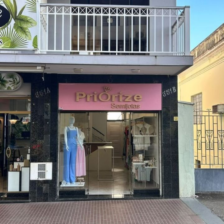 Fachada da loja Priorize Semi Joias